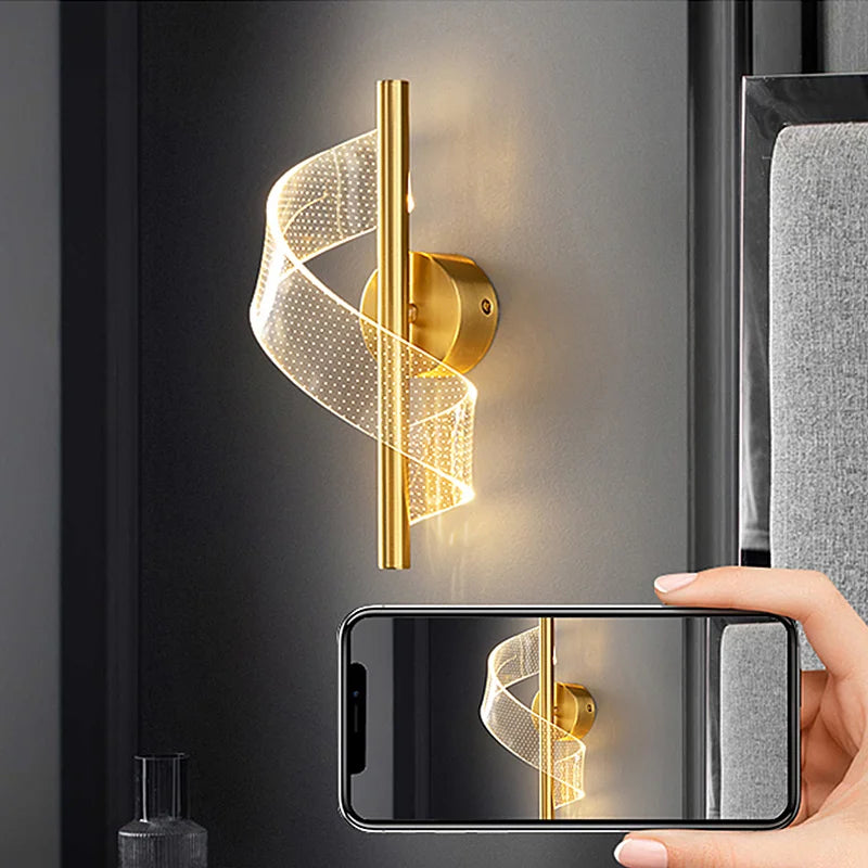 Applique Nordica LED da Parete – Nero & Oro
