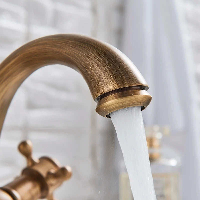 Rubinetto per Bidet in Ottone – Finitura Bronzo Antico, Doppia Maniglia
