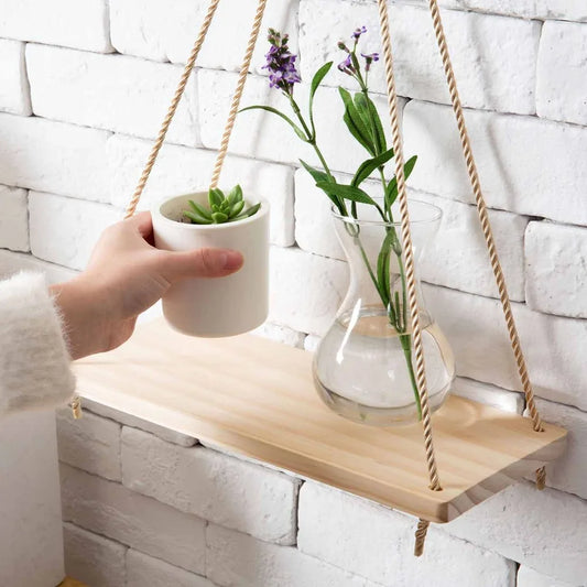 Mensola Sospesa in Legno con Corda – Design a Dondolo