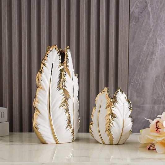 Vaso in Ceramica Dorata – Stile Nordico di Lusso